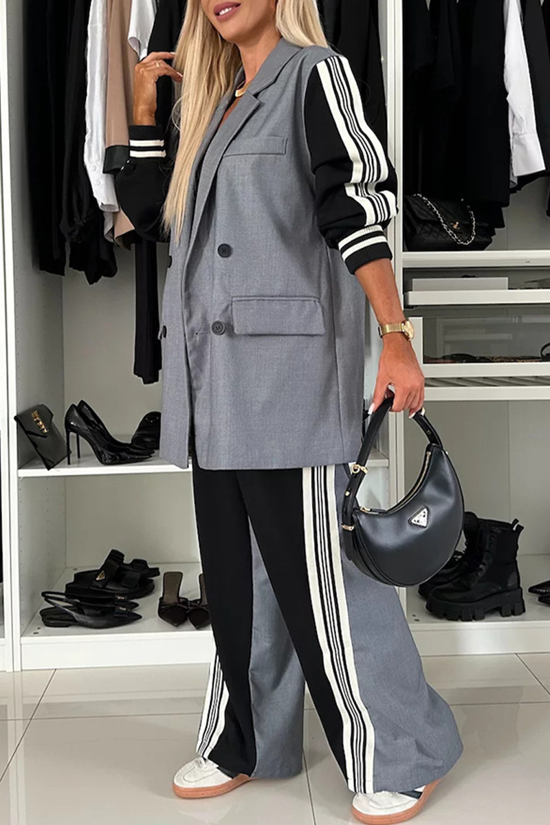 Conjunto informal de dos piezas con cuello vuelto, manga larga y estampado de rayas y hebillas