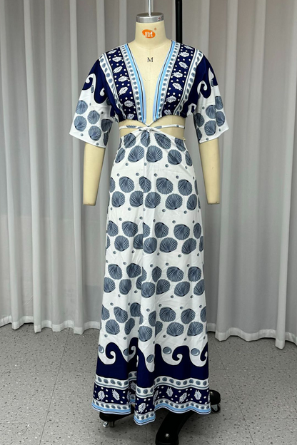 Vestidos sexis de vacaciones con estampado floral y escote en V calado