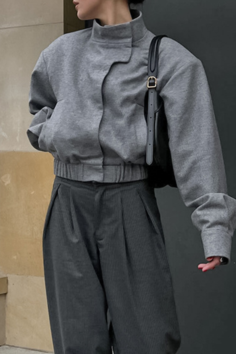 Prendas de abrigo informales con cuello mandarín grueso y botones de bolsillo