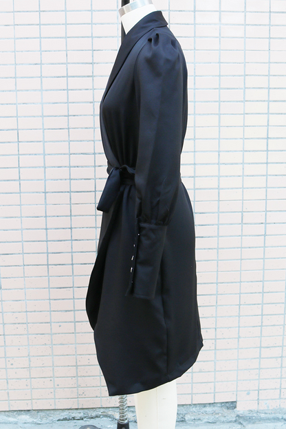 Elegantes vestidos de corte A con escote en V y botones con cordones