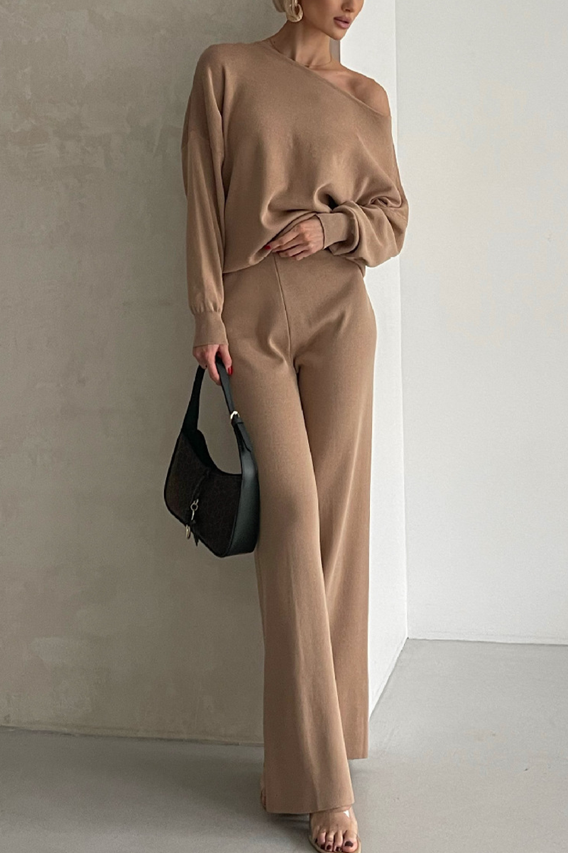 Conjunto informal de dos piezas con cuello oblicuo irregular y manga larga (3 colores)