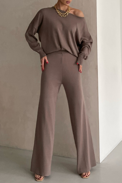 Conjunto informal de dos piezas con cuello oblicuo irregular y manga larga (3 colores)