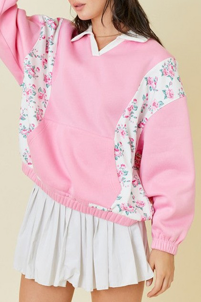 Sudadera informal con cuello vuelto, estampado de flores y patchwork en bolsillos