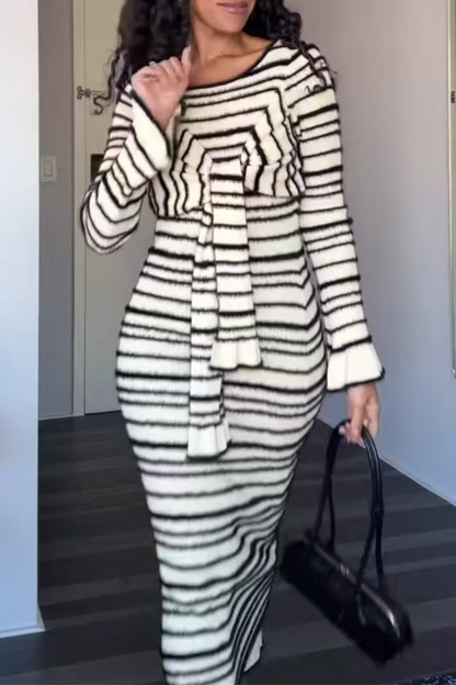 Vestidos casuales de falda de un solo paso con cuello redondo y decoración de lazo y rayas de patchwork