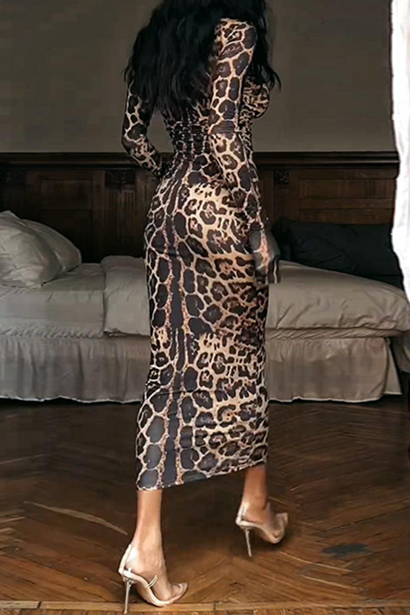 Vestido sexy de cuello alto con falda de un solo paso y estampado de piel de serpiente a rayas en contraste