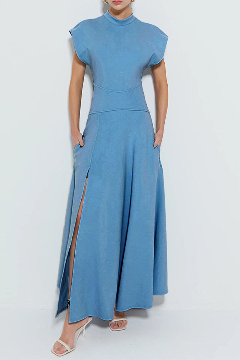 Elegante vestido largo de cuello alto con cremallera y abertura en el bolsillo