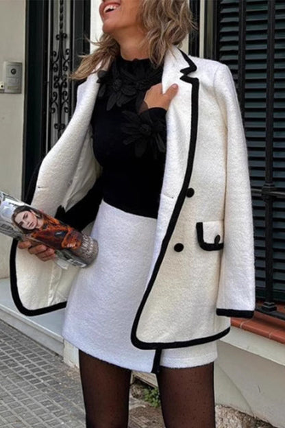 Conjunto de dos piezas con botones casuales en contraste, cuello vuelto, manga larga