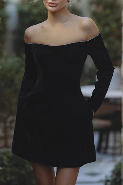 Vestidos de princesa con hombros descubiertos y decoración de diamantes de imitación sexys