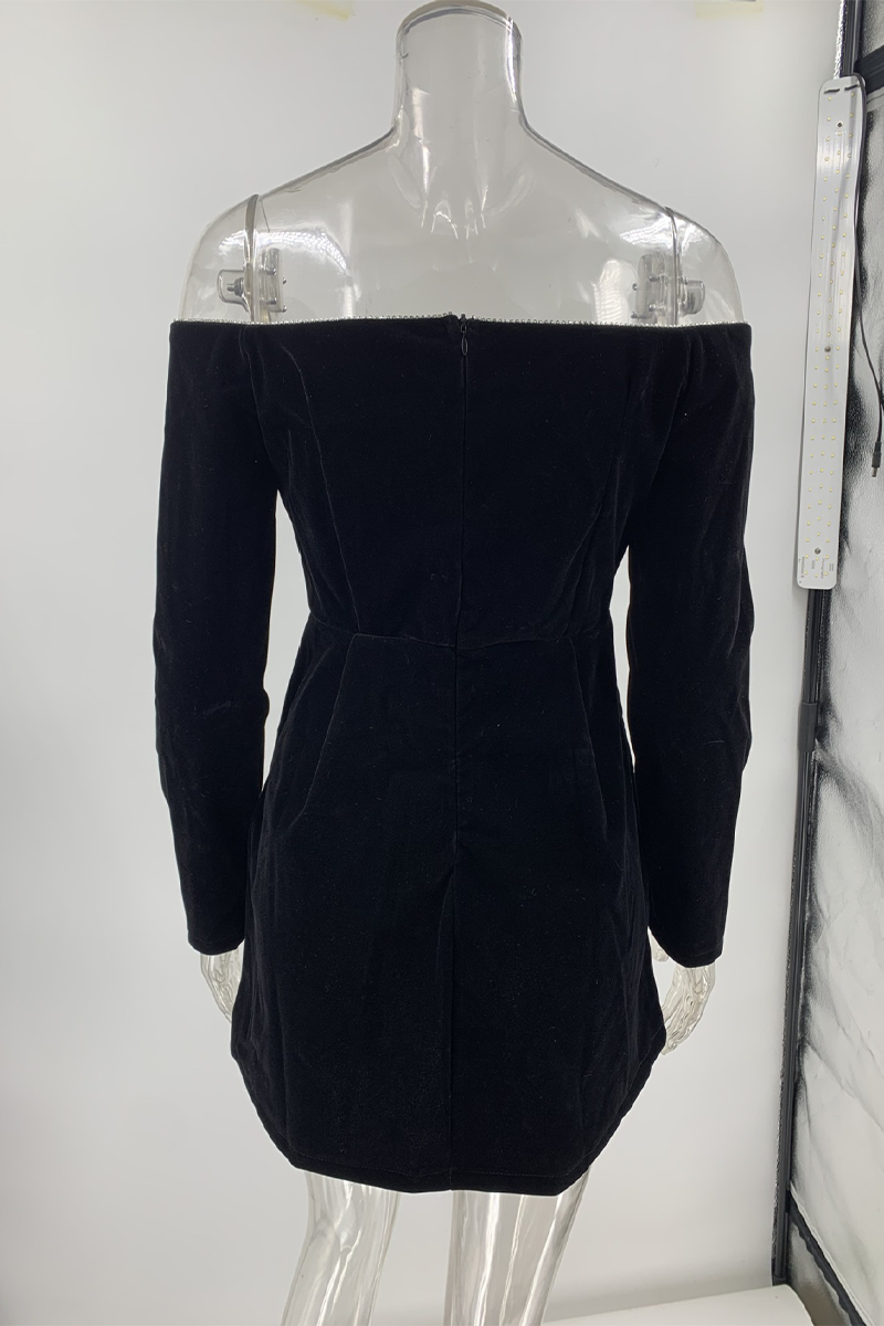 Vestidos de princesa con hombros descubiertos y decoración de diamantes de imitación sexys