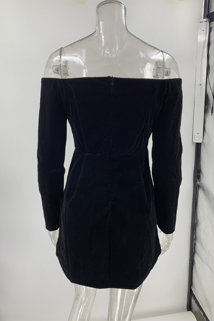 Vestidos de princesa con hombros descubiertos y decoración de diamantes de imitación sexys