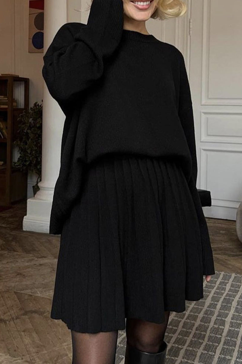 Elegante conjunto de dos piezas de manga larga con cuello redondo plisado y patchwork