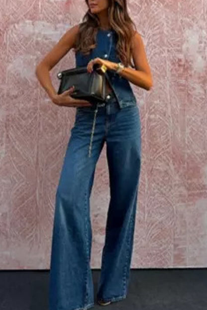 Conjunto casual de dos piezas con botones y cuello redondo sin mangas