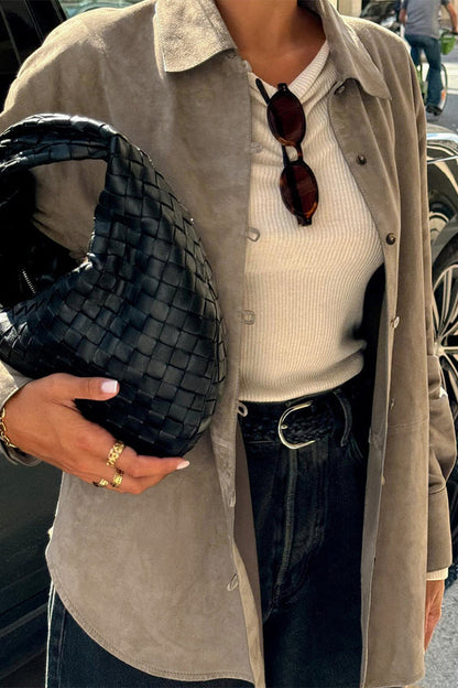 Blusas casuales con botones y cuello vuelto