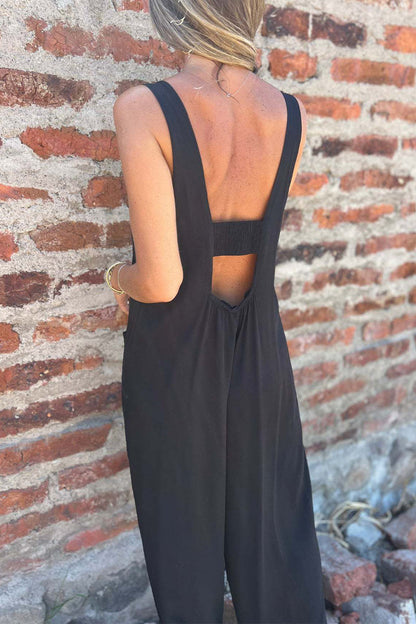 Mono informal con botones y bolsillos, espalda descubierta, cuello en U y corte bota (3 colores)