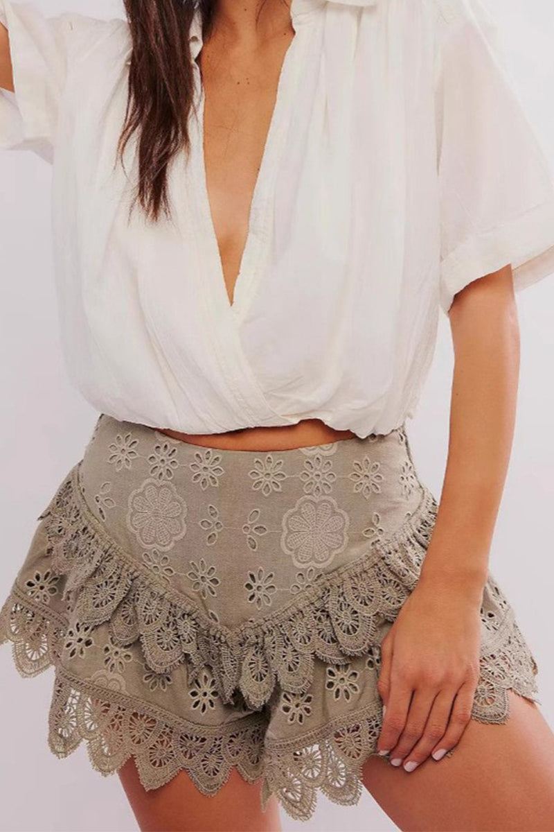 Parte inferior tipo A de cintura alta con volantes y encaje informal