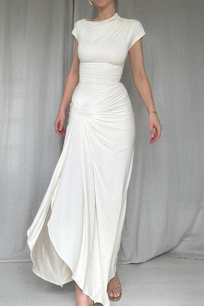 Vestido sexy de manga corta con escote redondo fruncido y abertura