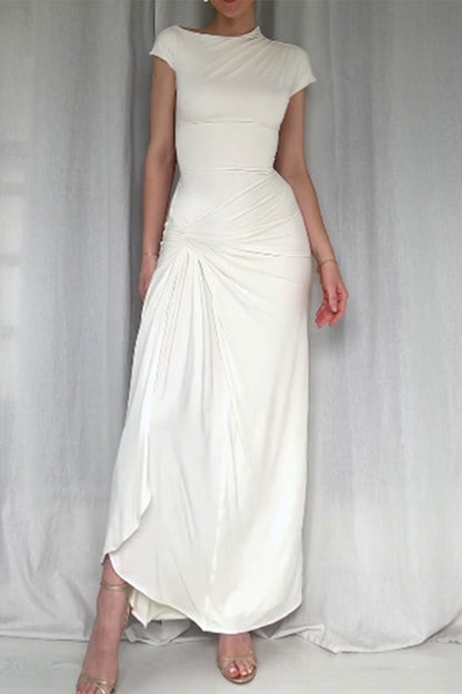 Vestido sexy de manga corta con escote redondo fruncido y abertura