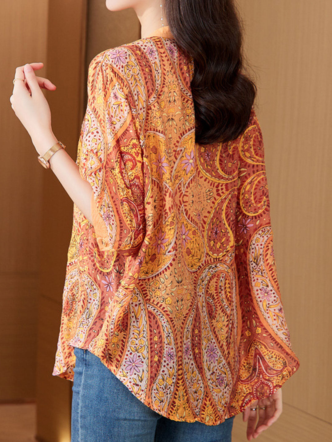 Elizabeth Casual V-Neck Printed Top