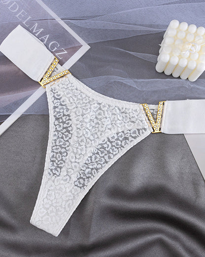 V-Neck Rhinestone Lace Panties（9 Pieces）