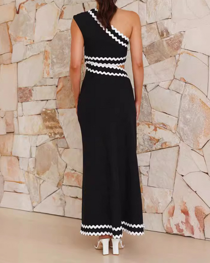 Lace-Trimmed Waist-Baring Dress