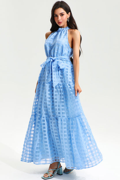 Vestido largo con cuello halter y cordones 