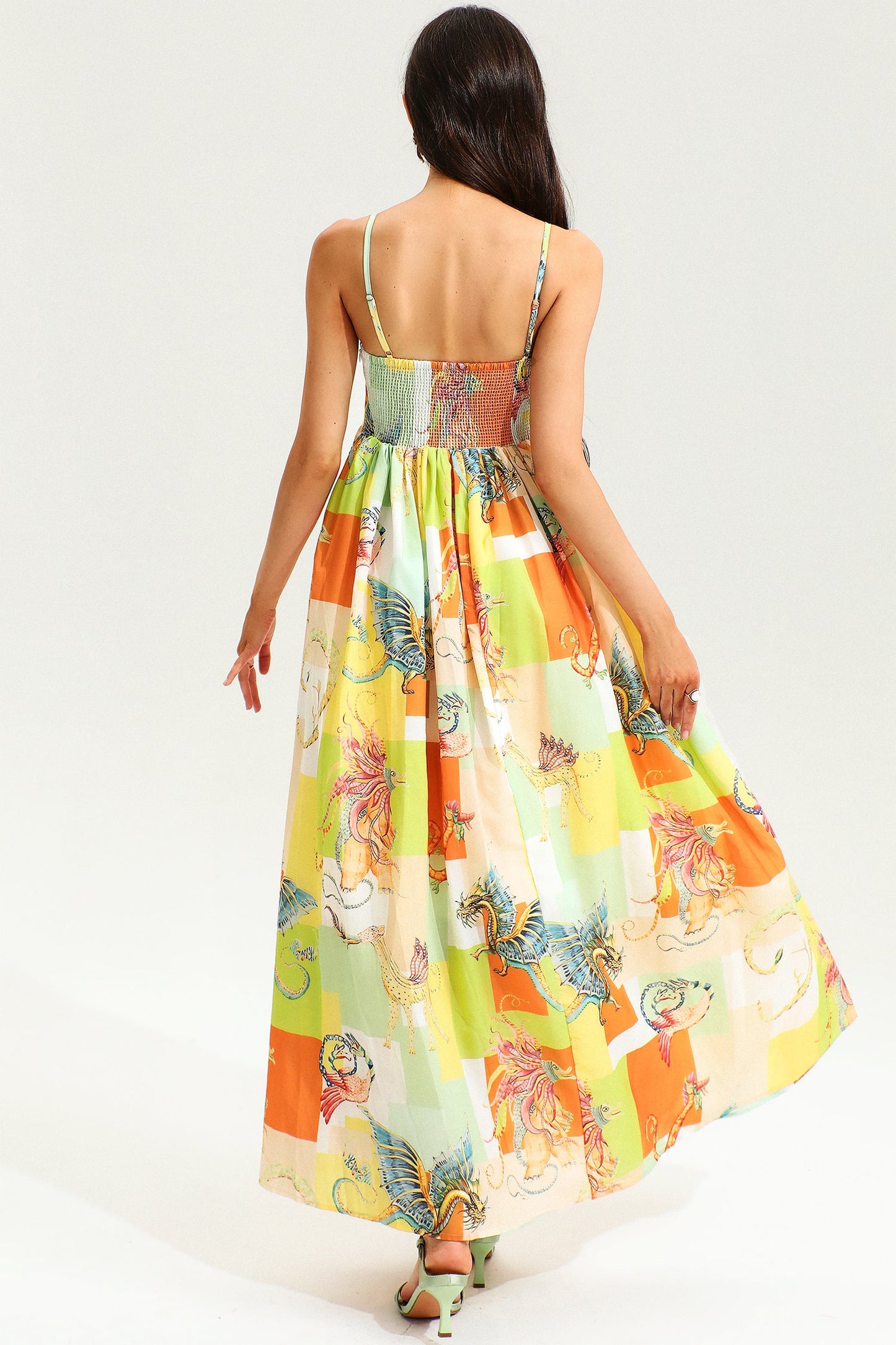 Vestido largo de cintura alta con estampado animal y bloques de color 