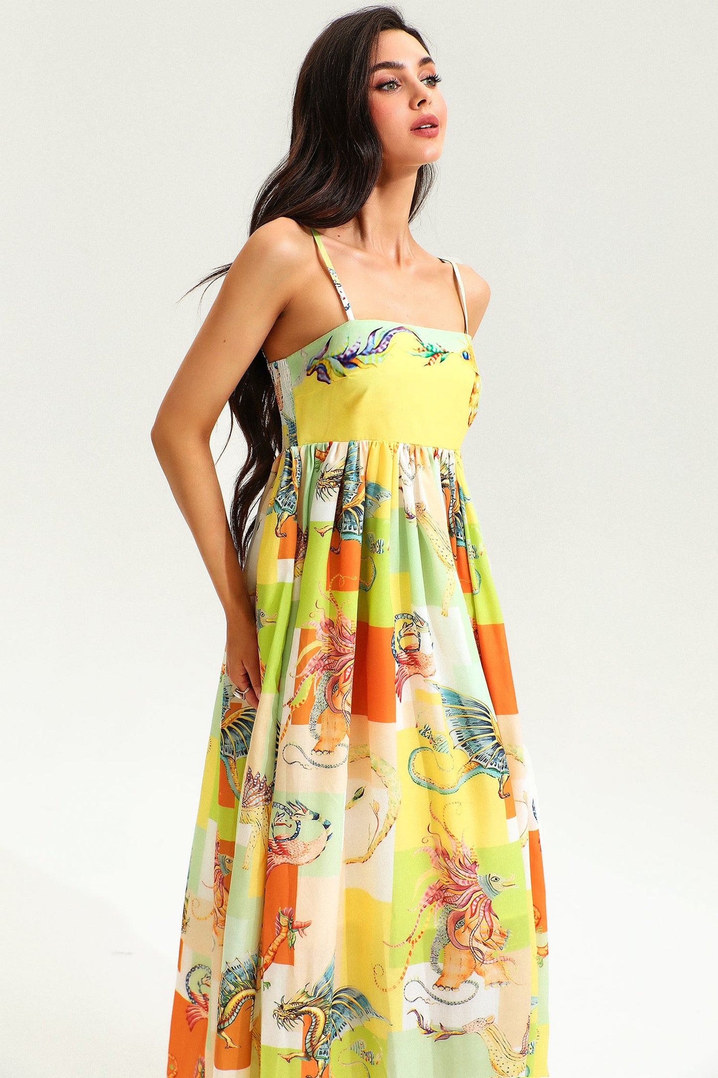 Vestido largo de cintura alta con estampado animal y bloques de color 