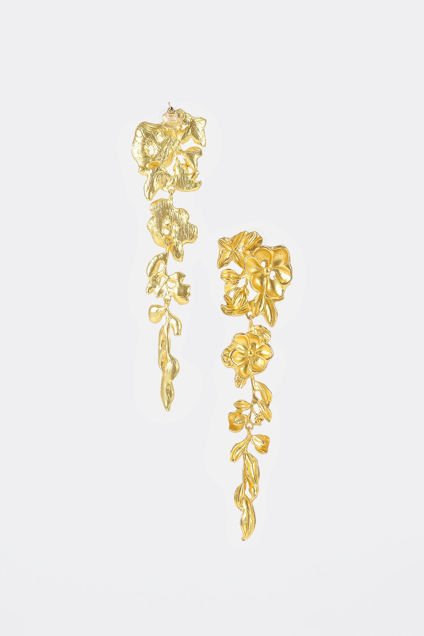 Pendientes de flores 3D de metal 