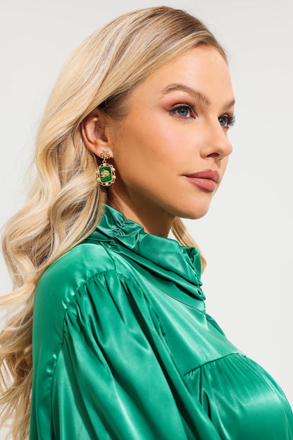 Pendientes florales de metal con perlas de imitación 