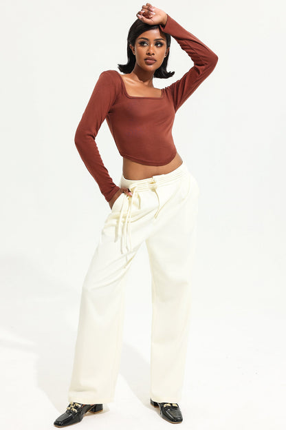 Top de punto liso de manga larga con cuello cuadrado 