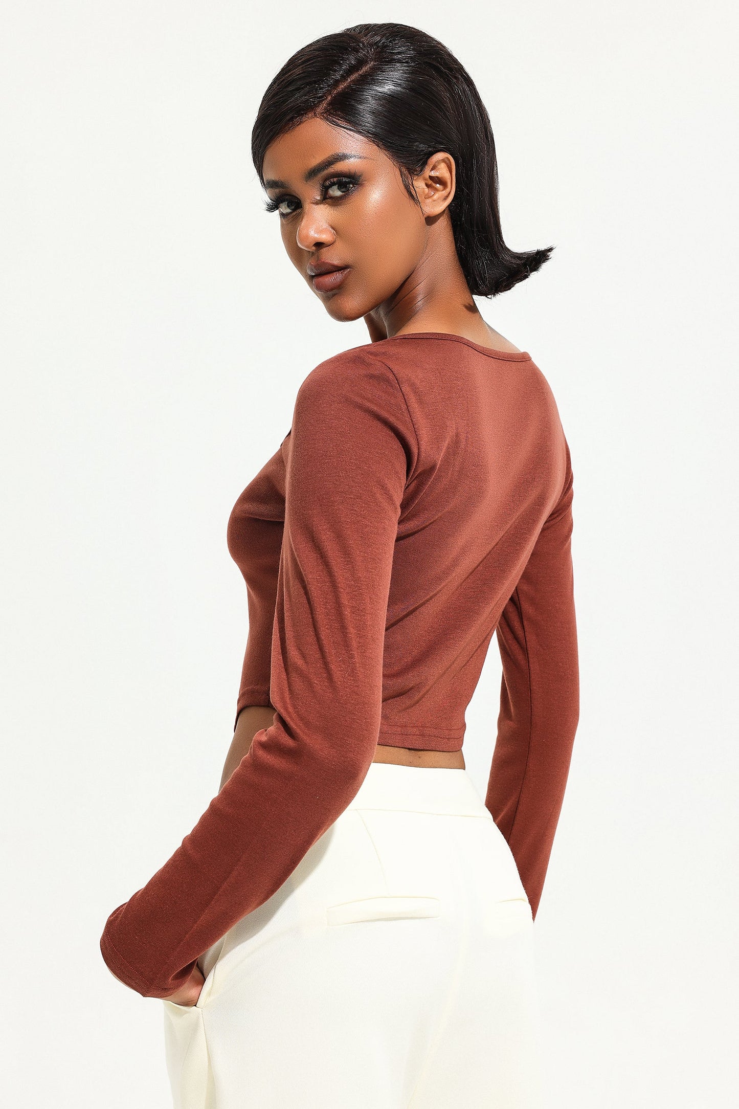 Top de punto liso de manga larga con cuello cuadrado 