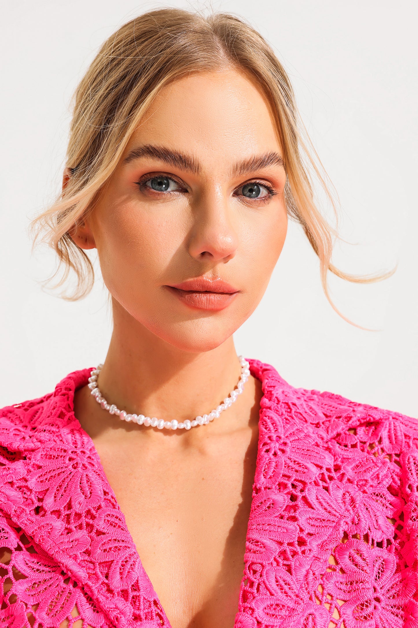 Gargantilla geométrica irregular con perlas de imitación 