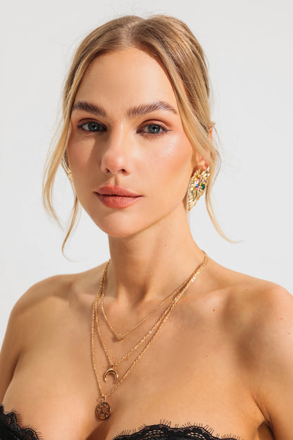 Collar multicapa de metal con forma de corazón 