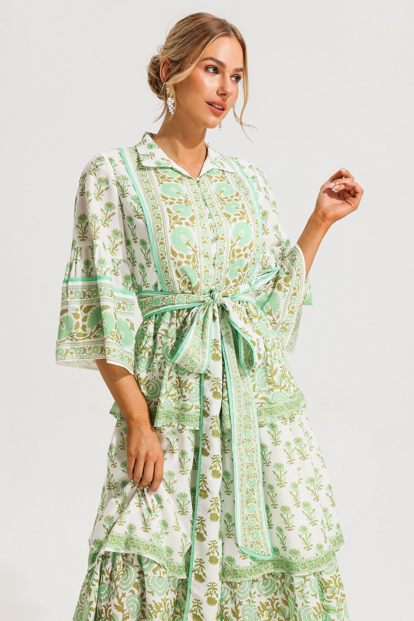 Vestido midi de cachemira con botonadura sencilla 