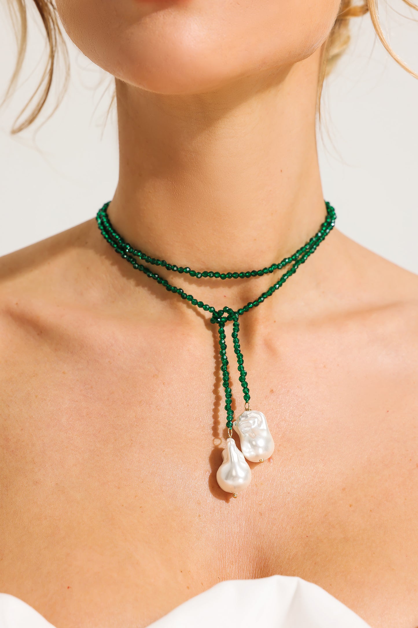 Collar de perlas naturales irregulares geométricas de calcedonia 