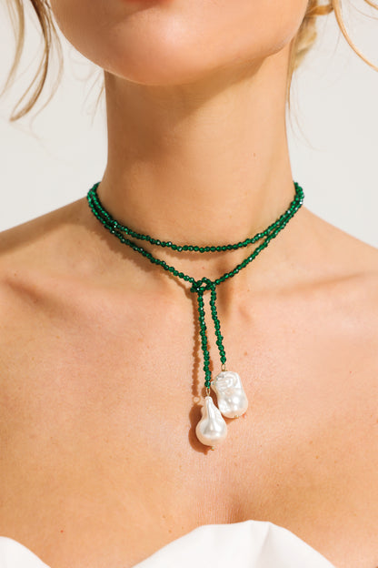 Collar de perlas naturales irregulares geométricas de calcedonia 