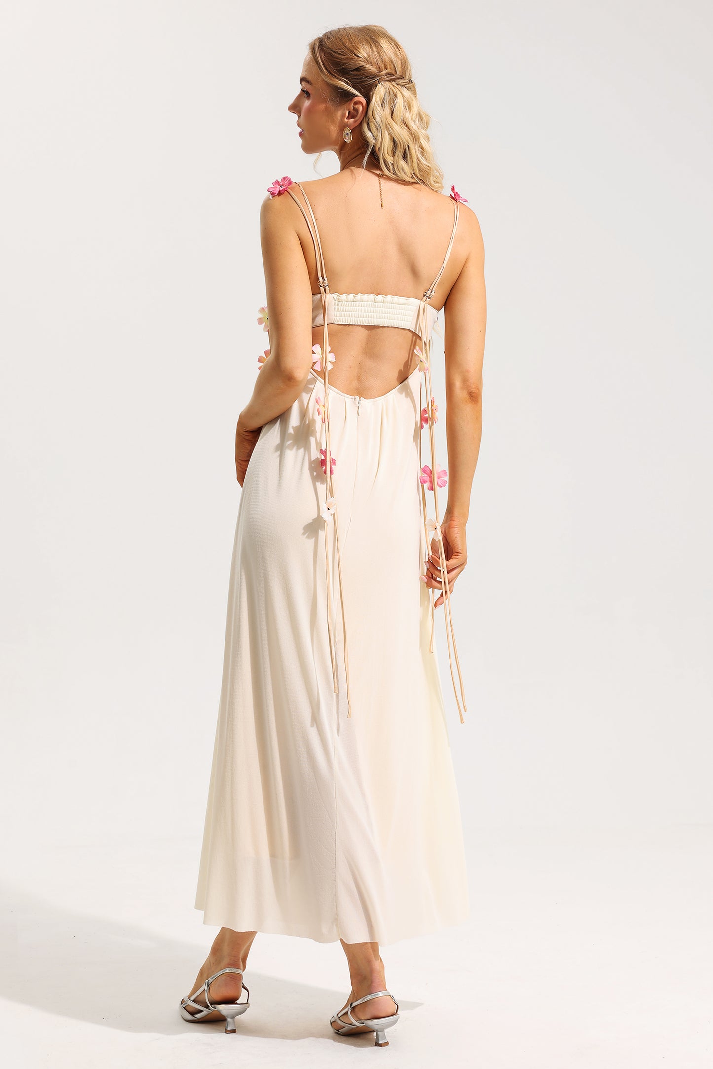 Vestido midi sin mangas de malla floral 3D 