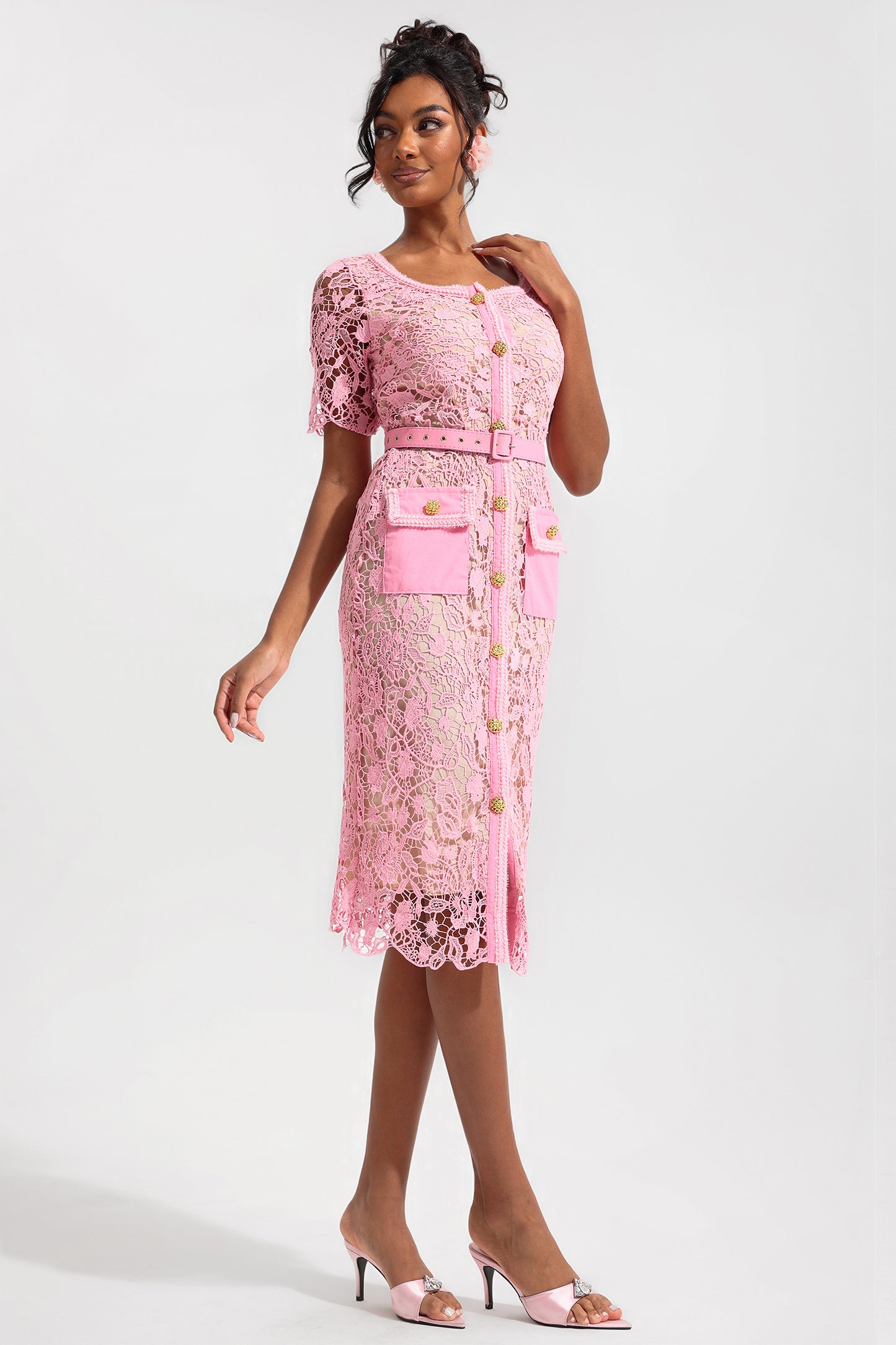 Vestido midi de cuello redondo con bajo de metal y encaje 