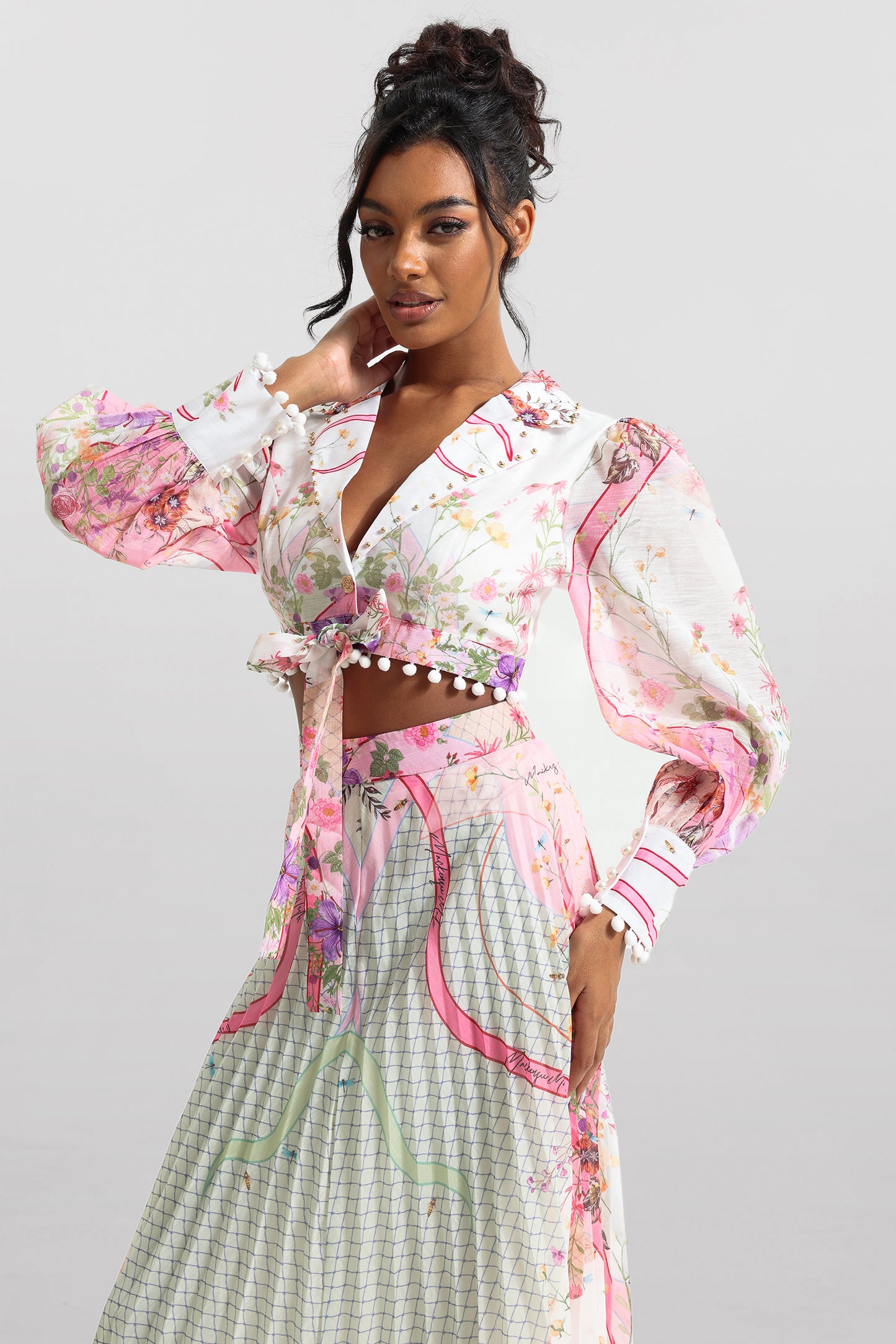 Conjunto de top de manga larga floral y falda de cintura alta 