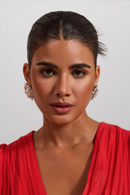 Pendientes con remaches de corazón de diamantes de imitación 