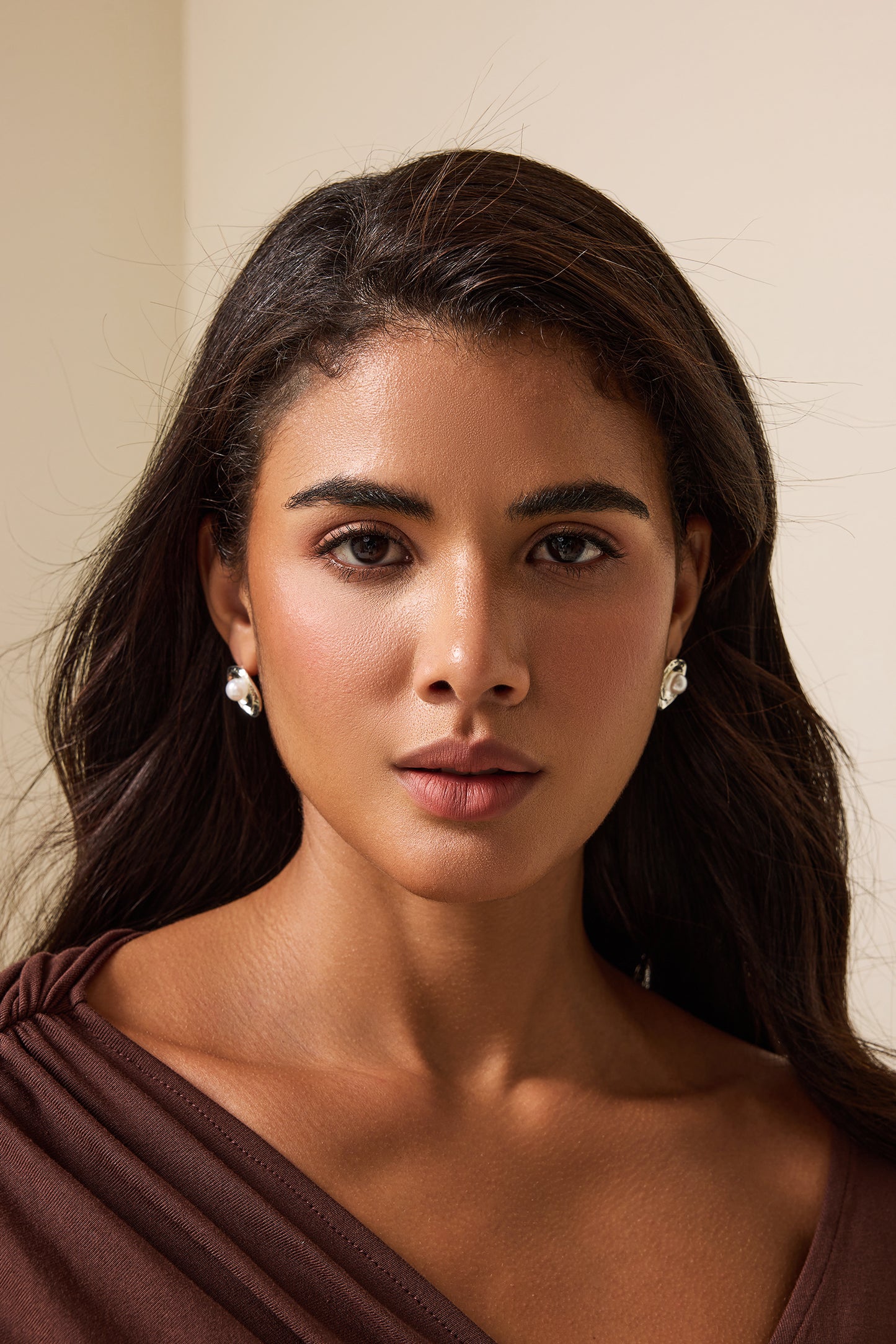 Pendientes de metal con perlas de imitación 