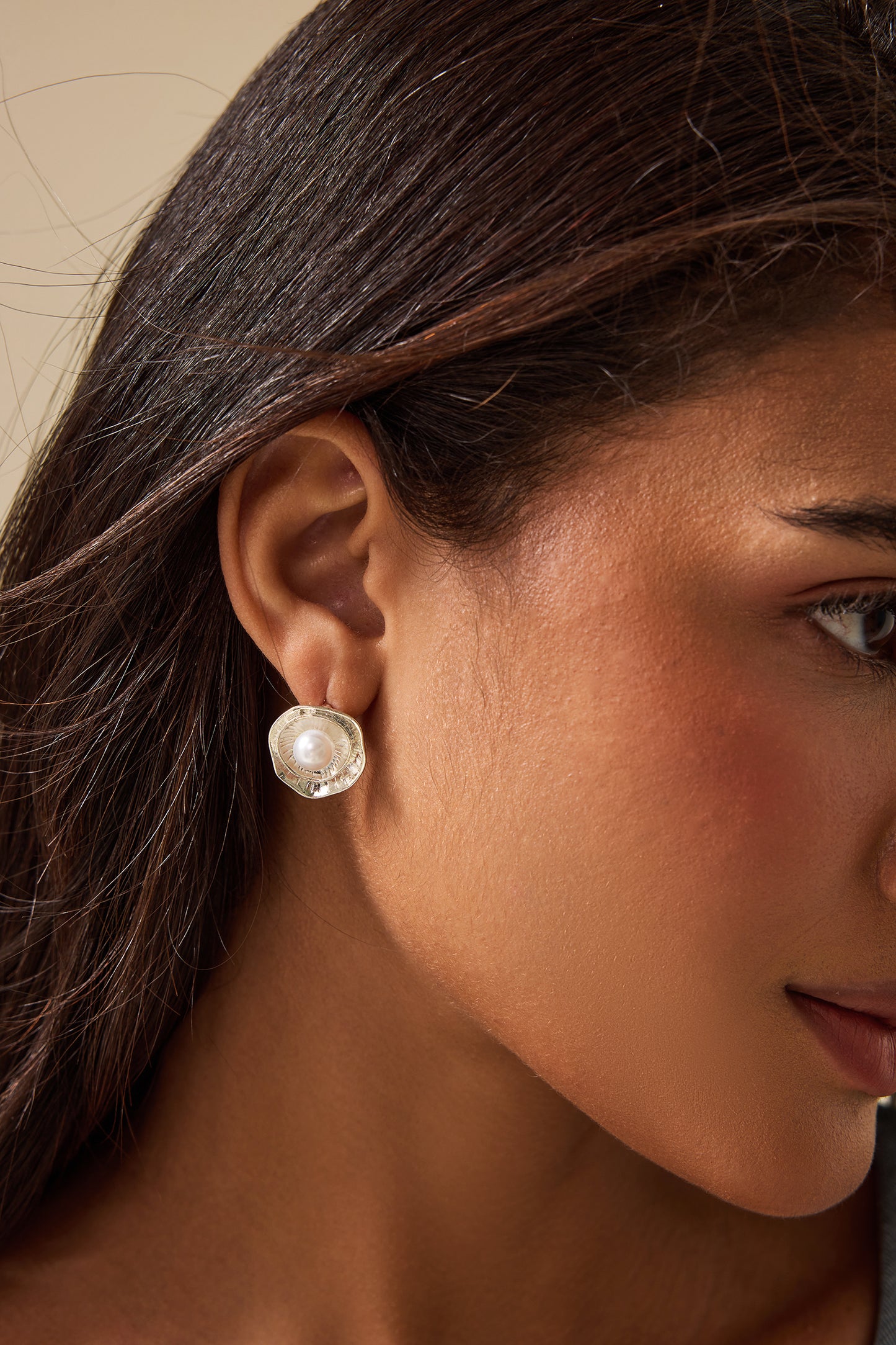 Pendientes de metal con perlas de imitación 