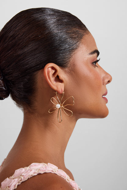 Pendientes de metal con forma de flor de perla sintética 