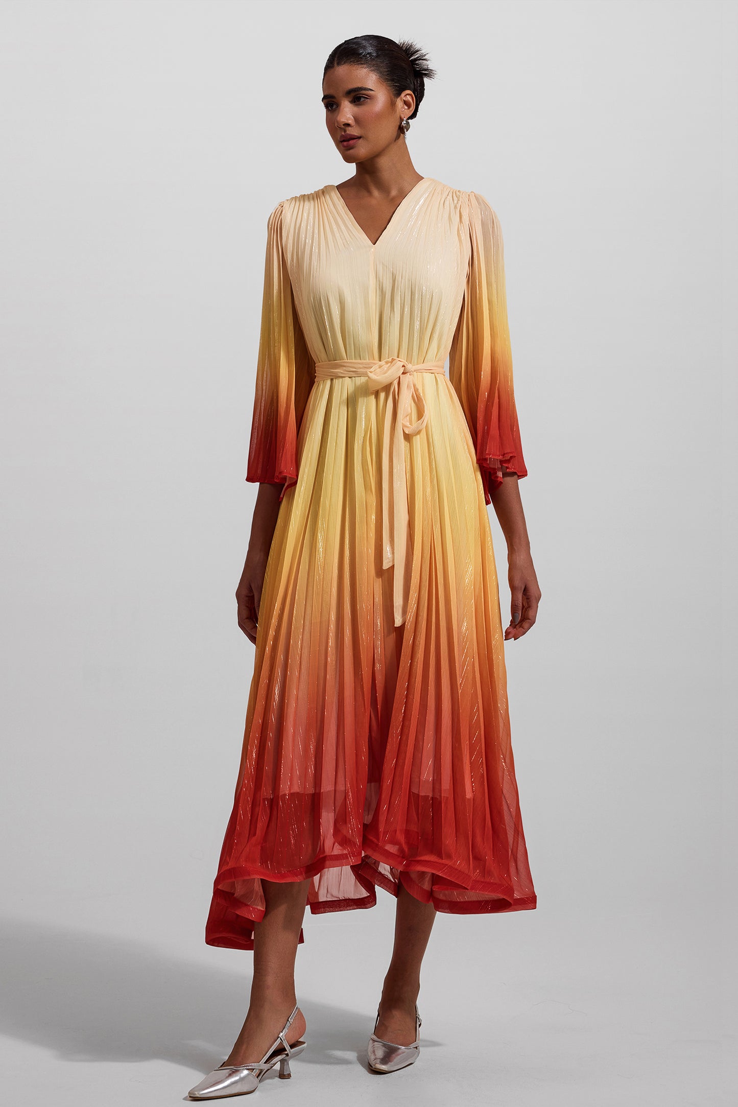 Vestido midi con mangas abullonadas de lúrex en color degradado 