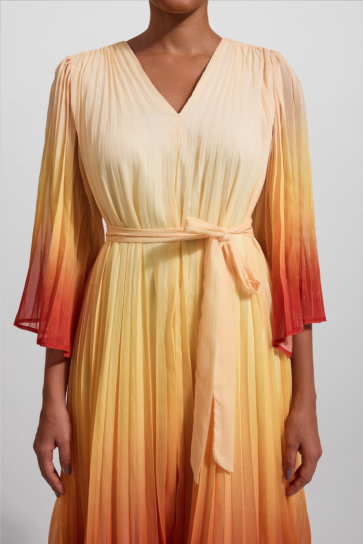 Vestido midi con mangas abullonadas de lúrex en color degradado 