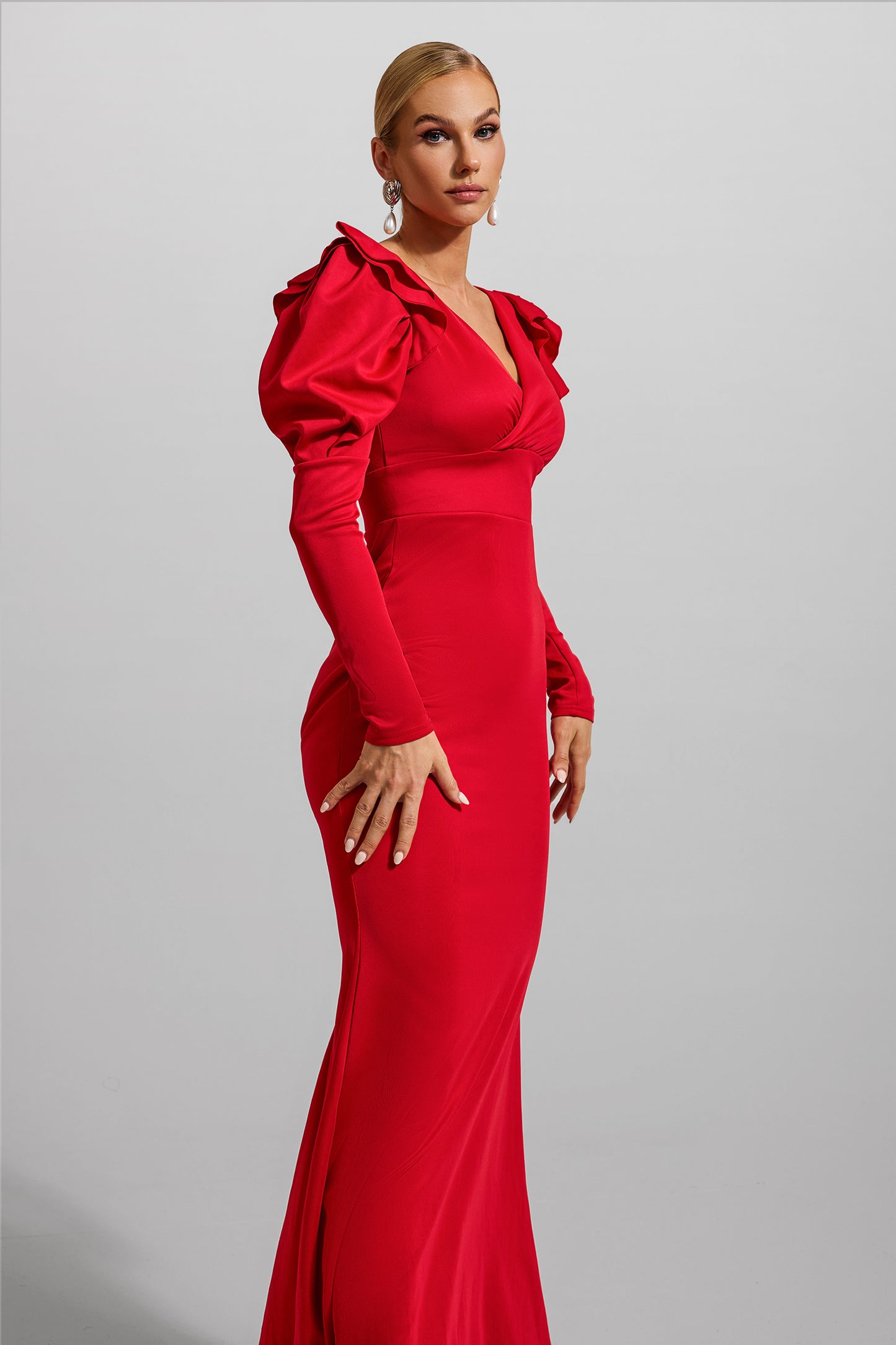 Vestido largo de jersey liso con cuello en V y volantes 