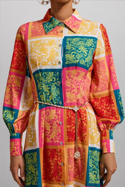Vestido midi con cuello camisero y estampado de patchwork con cinturón 