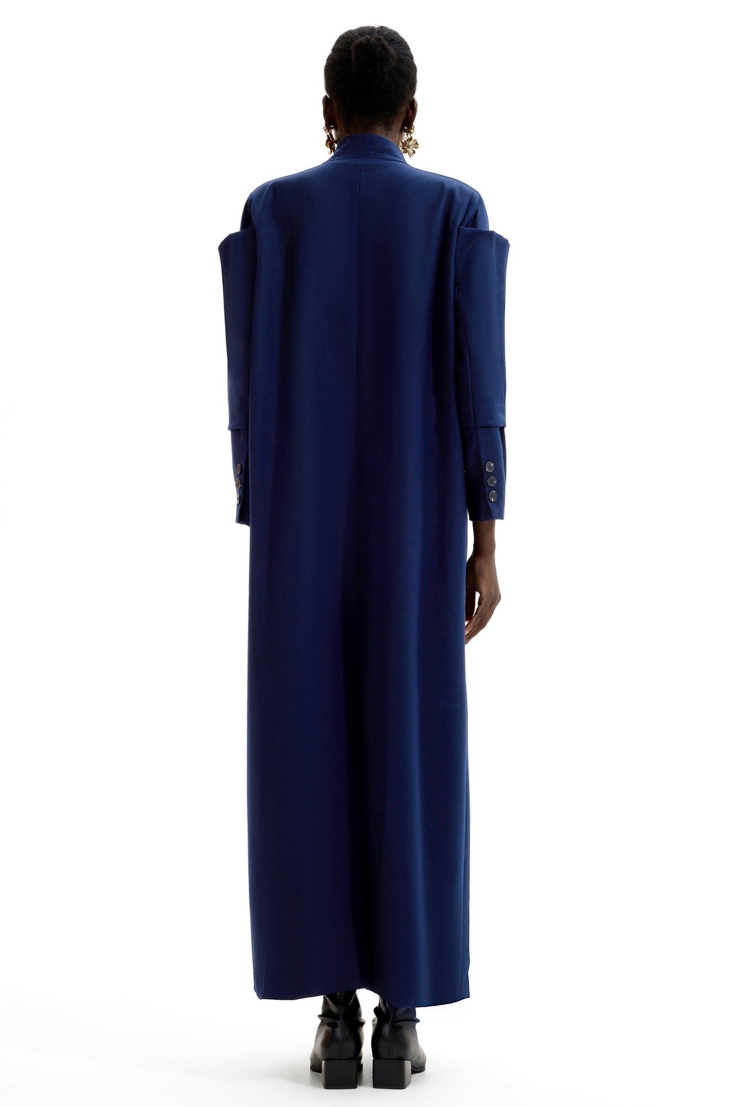 Abrigo midi con cuello alto y empalme 