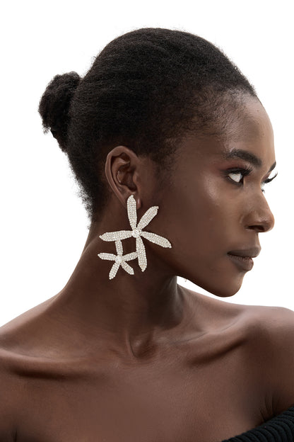 Pendientes de flores con diamantes de imitación 