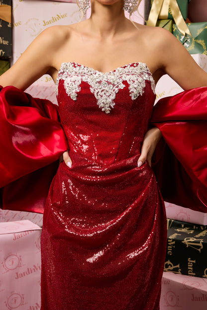 Vestido largo sin mangas con lentejuelas y diamantes de imitación y capa 